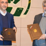 **۱۲۰۰۰** دانش آموختگان